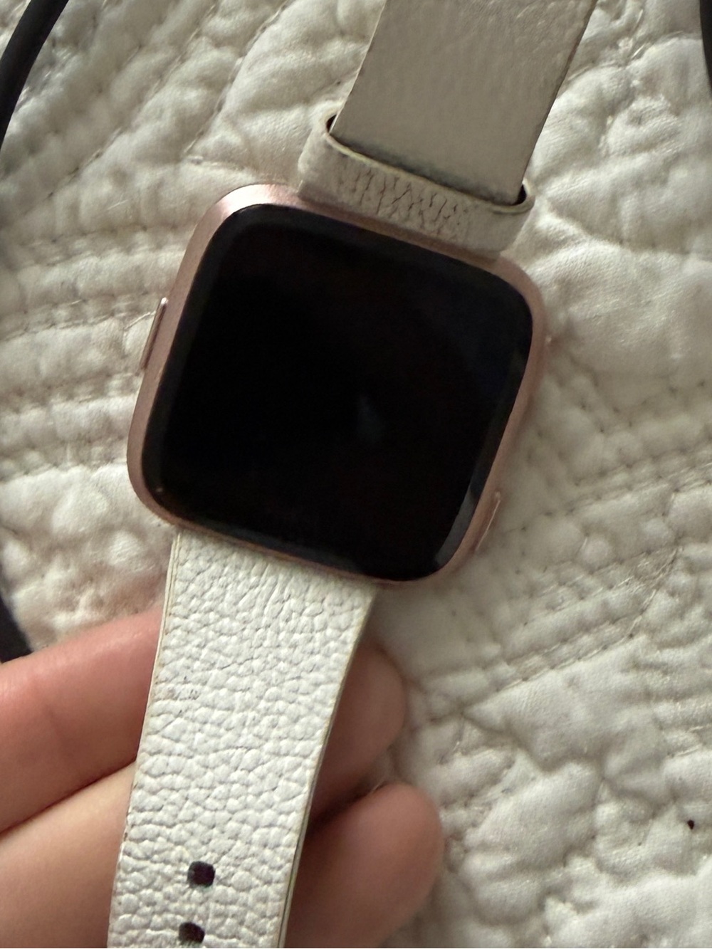 Fitbit Versa - Picture 3 of 3
